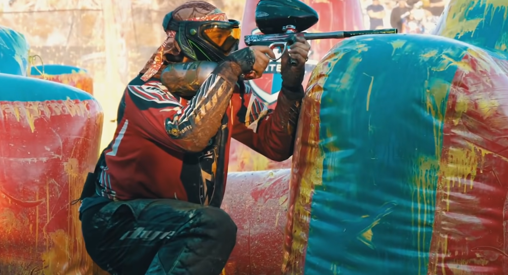 What should you wear for paintballing?