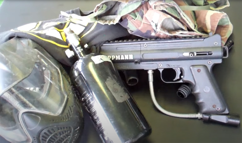 What do you need to play paintball?